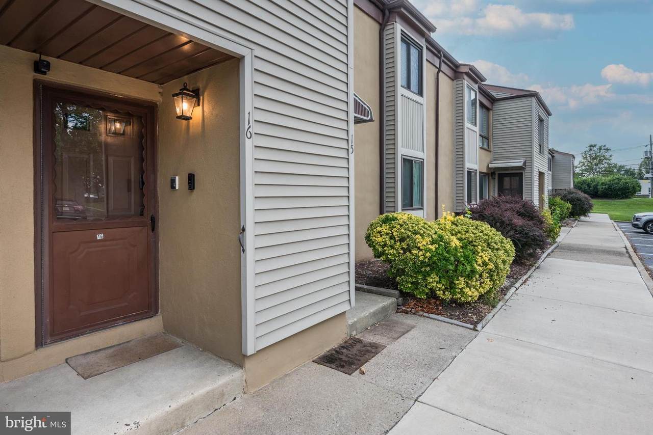 16 Ashley Court - Photo 1