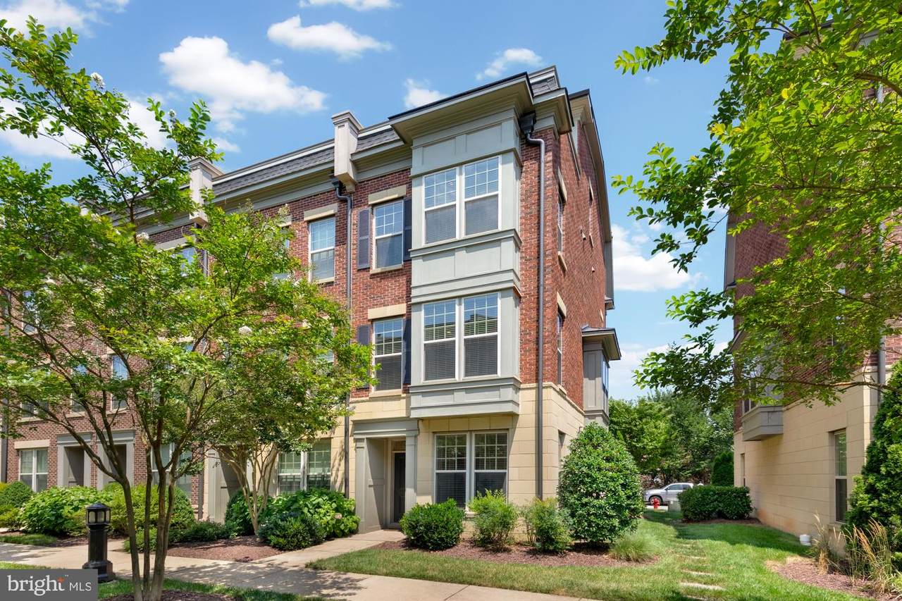 839 Regents Square - Photo 1