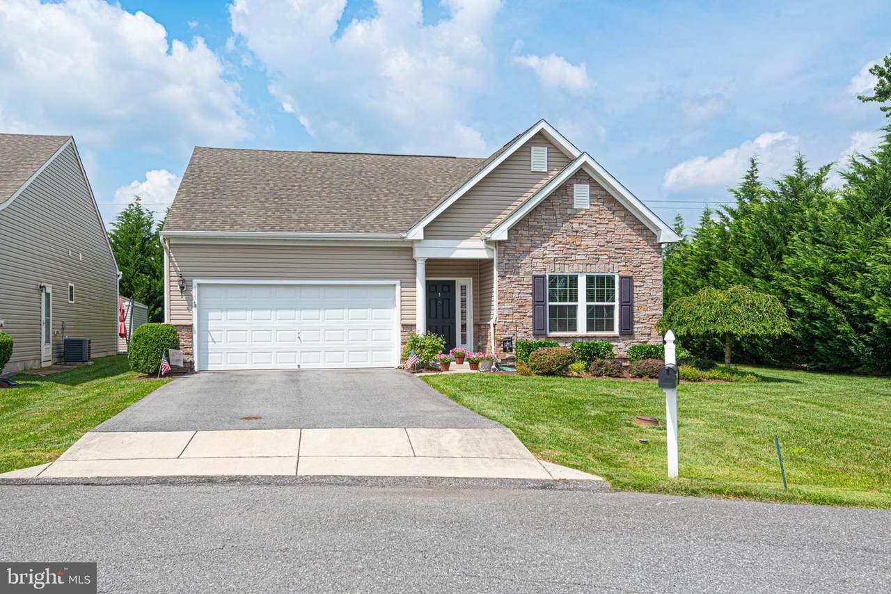 115 Alexandreas Court - Photo 1