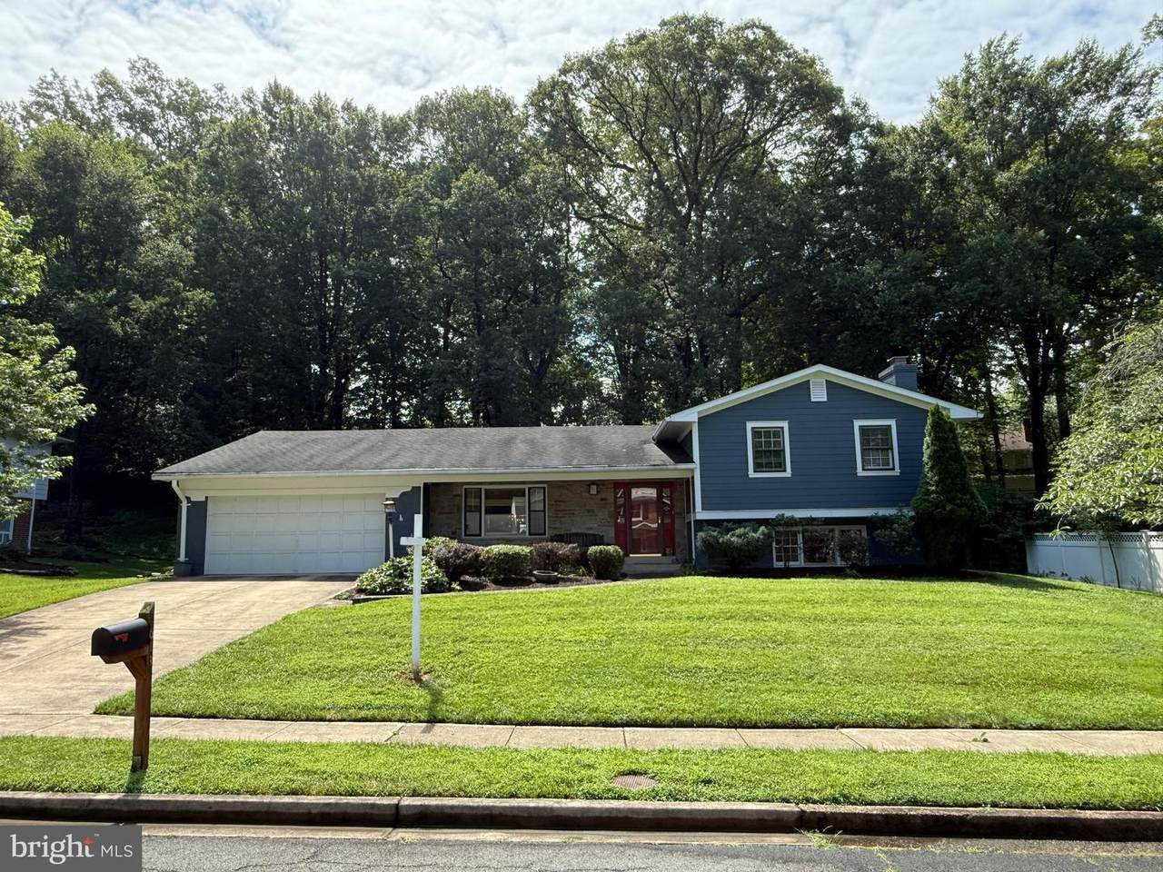 2613 East Meredith Drive - Photo 1