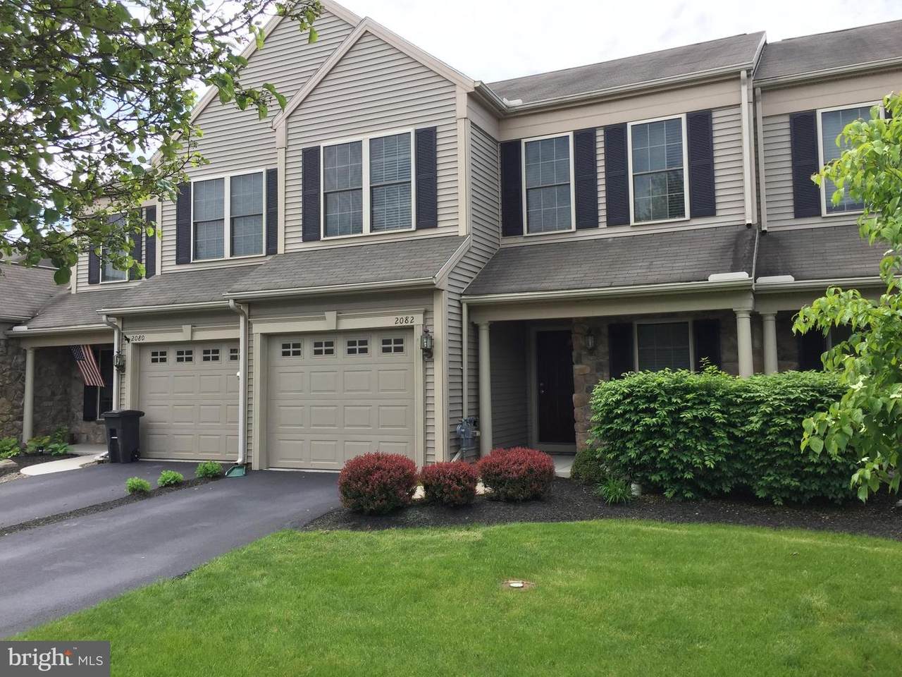 2082 Deer Run Drive - Photo 1