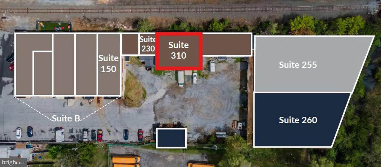 405 East Street - Photo 1