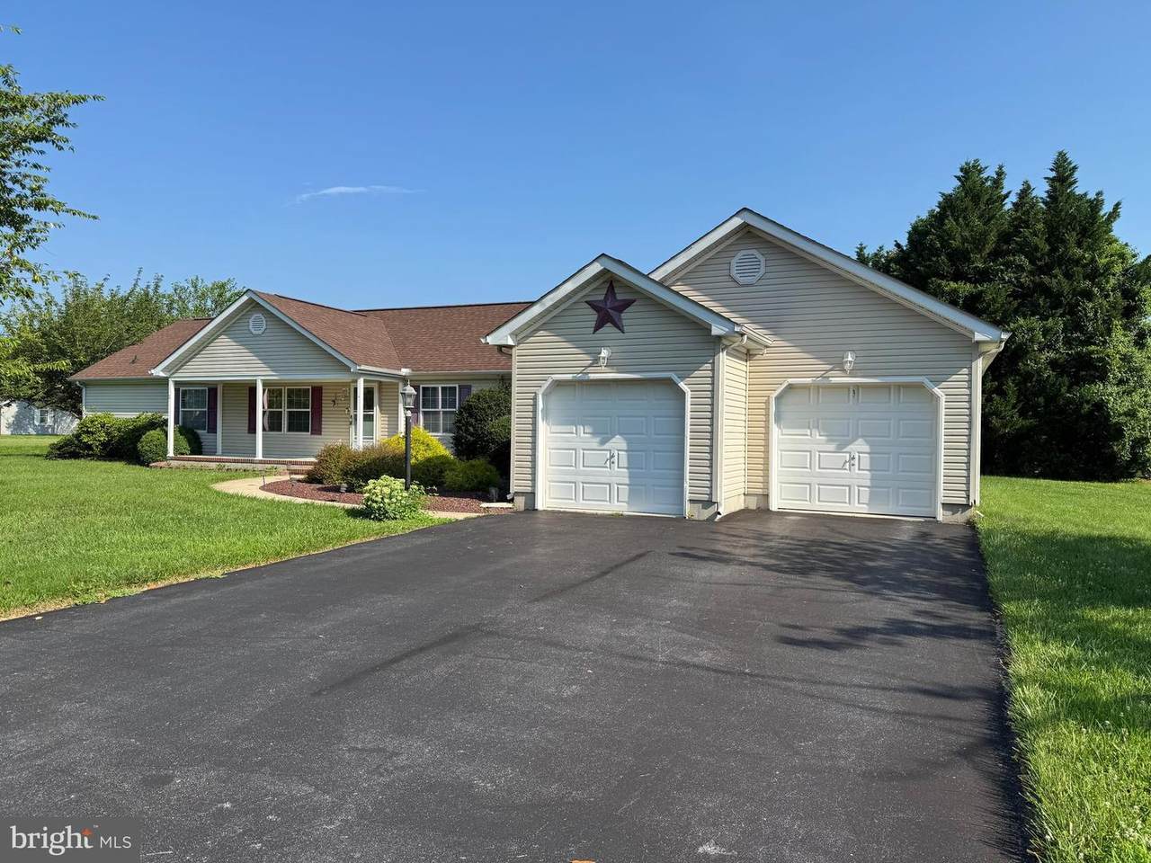 243 Winterhaven Drive - Photo 1