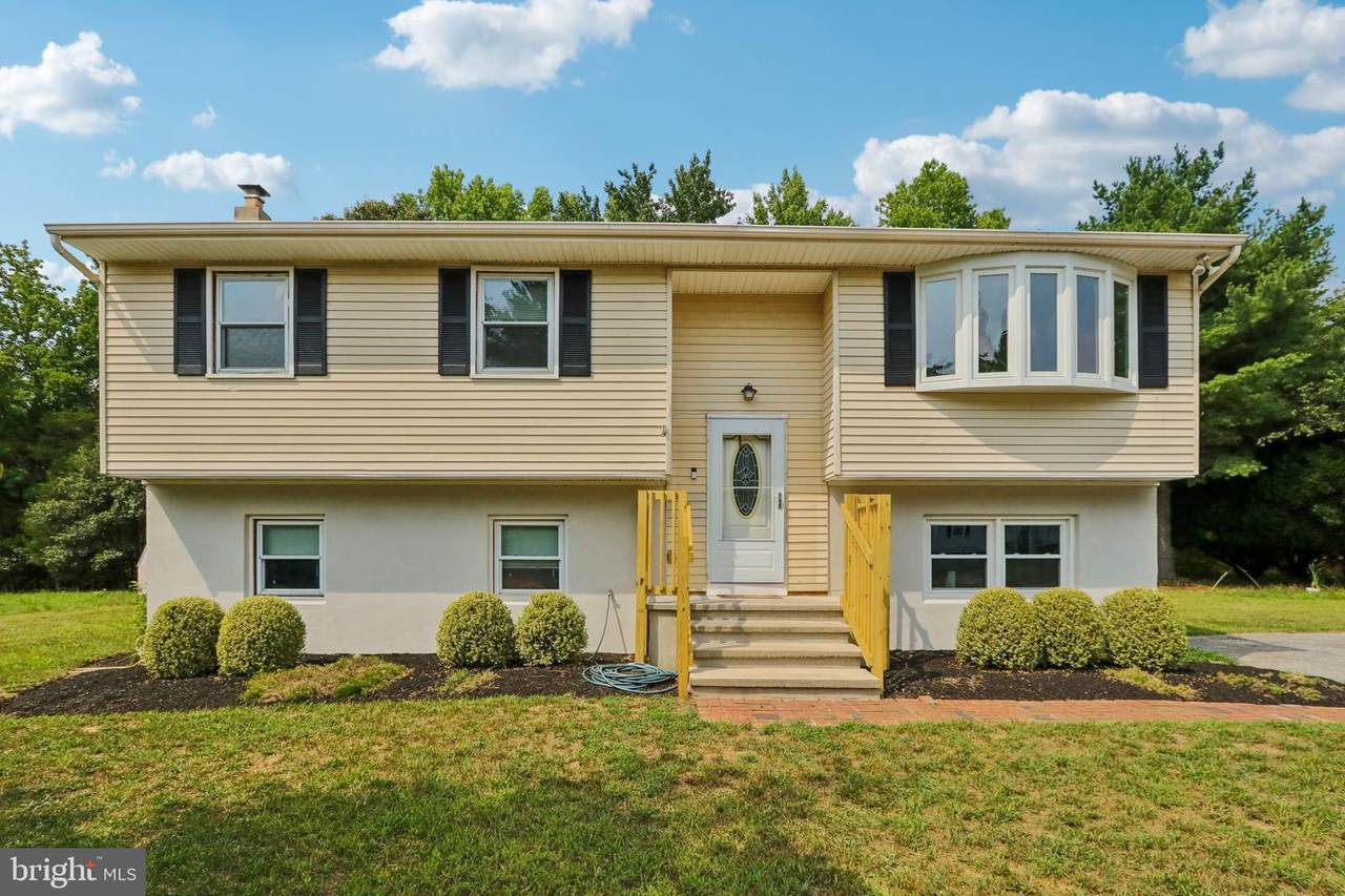 44 Oaklyn Terrace - Photo 1