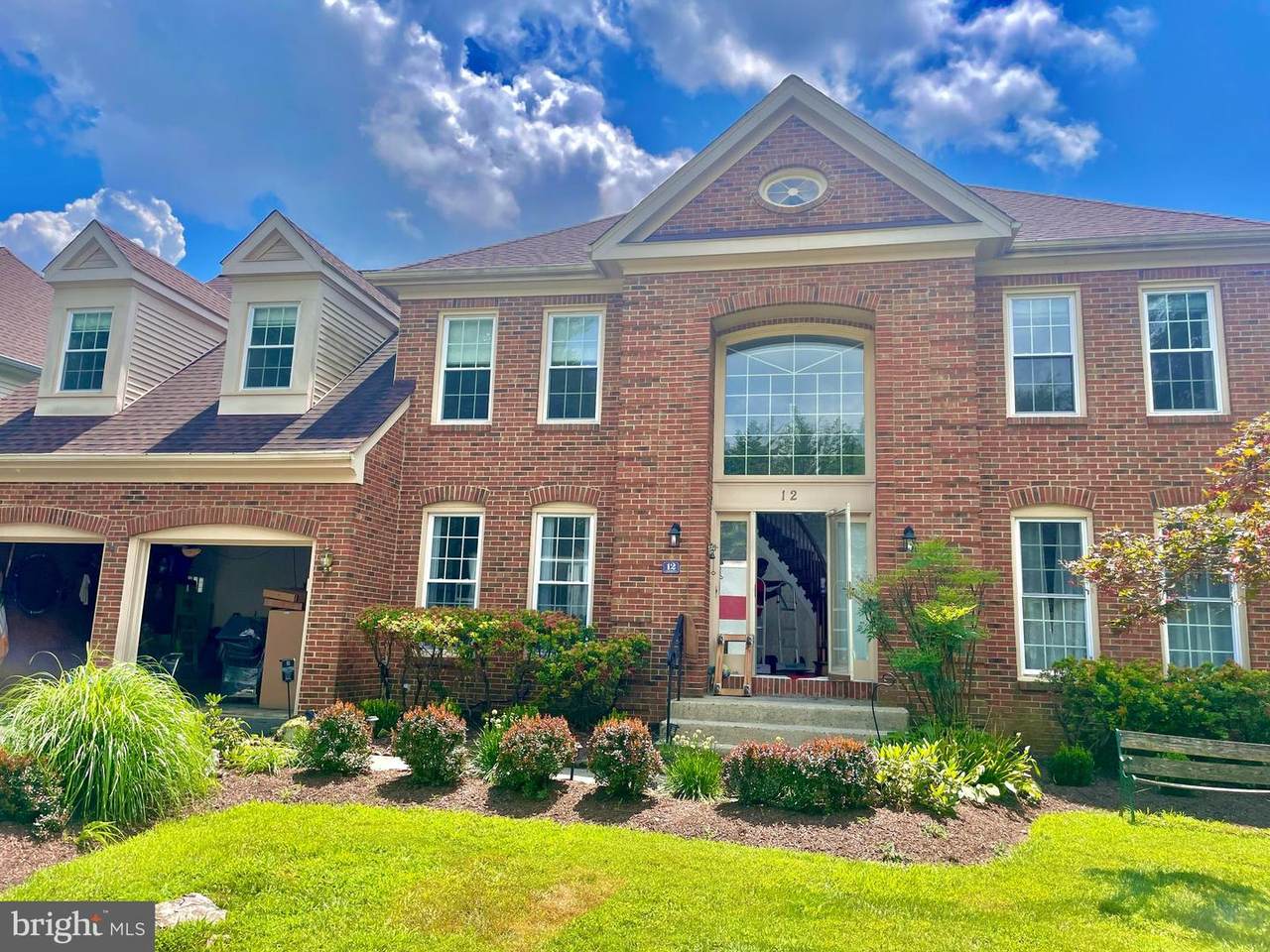 12 Leatherleaf Court - Photo 1