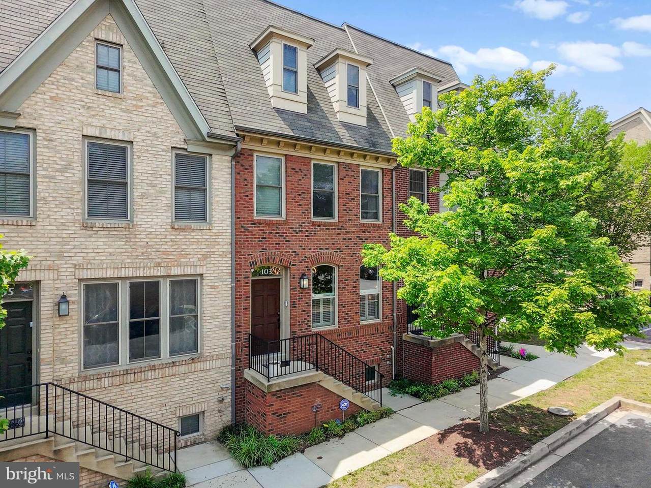 103 Waltman Place - Photo 1