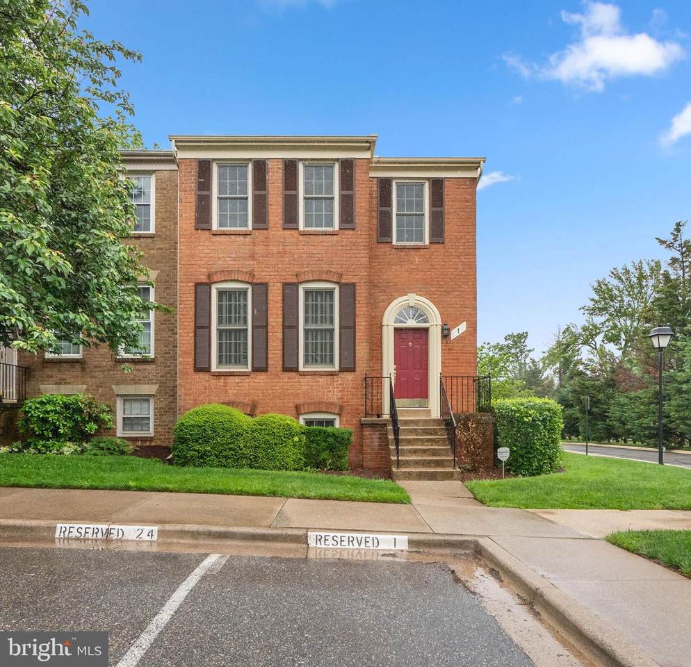 1 Cedarwood Court - Photo 1