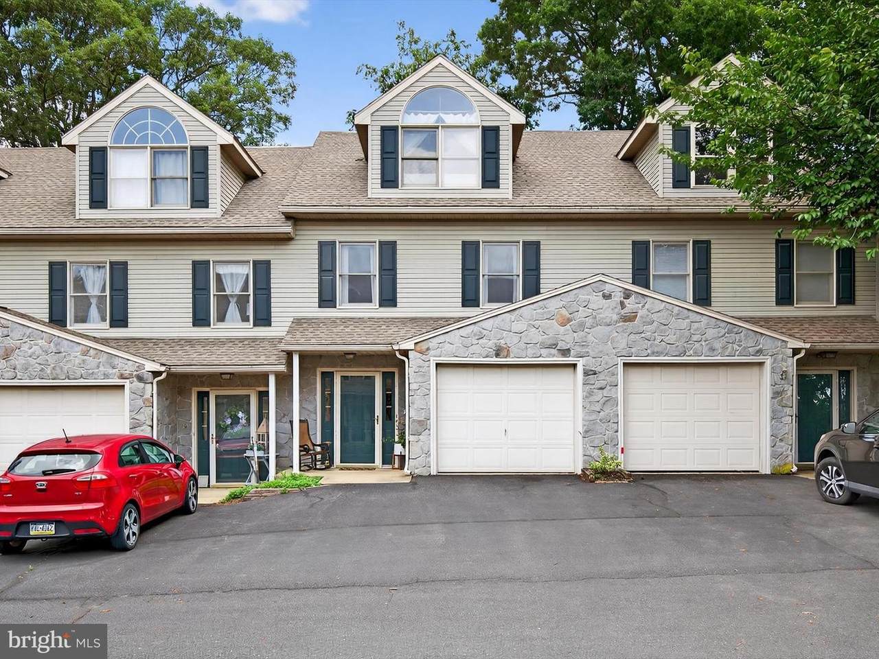 31 Laurel Ridge - Photo 1