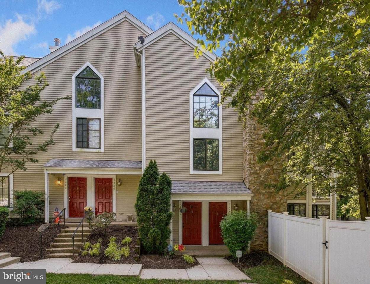 3421 Hewitt Avenue - Photo 1