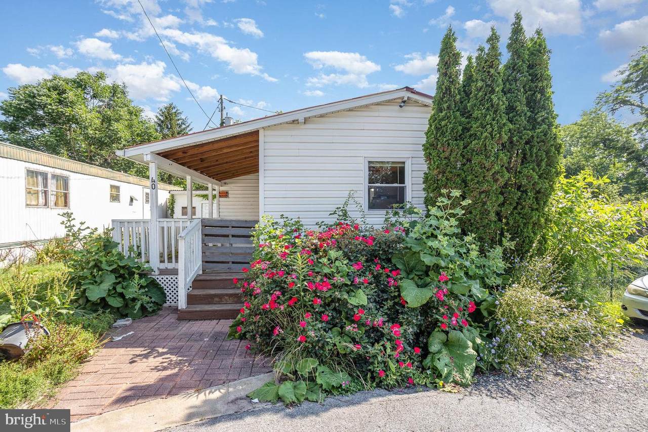 40 Meadowbrook Court - Photo 1