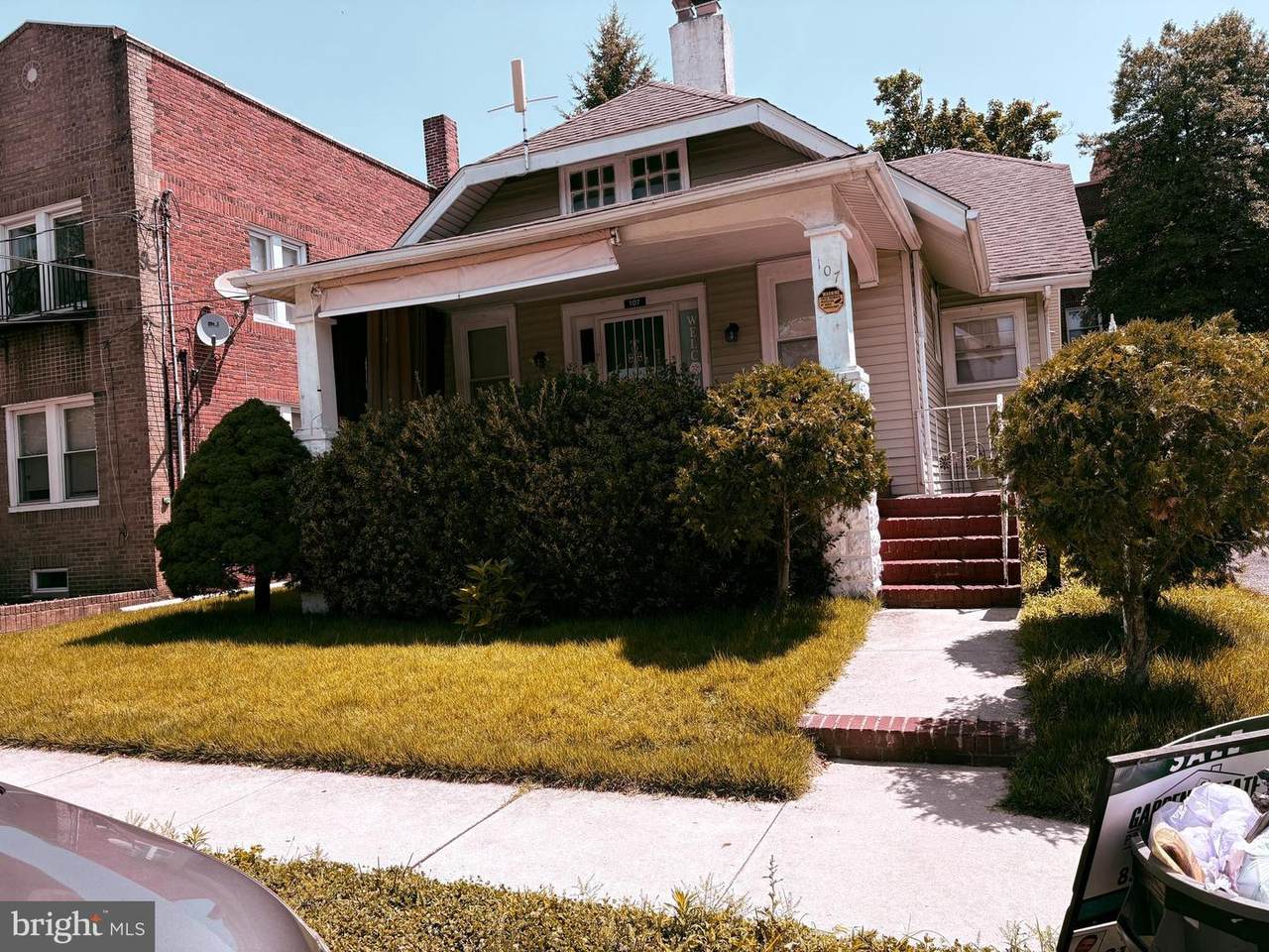 107 Poplar Avenue - Photo 1
