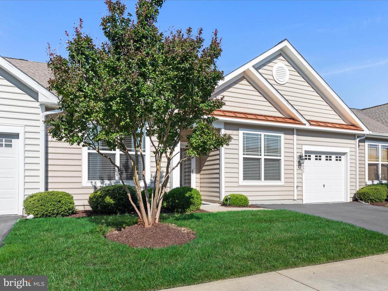 37450 Kingfisher Drive - Photo 1