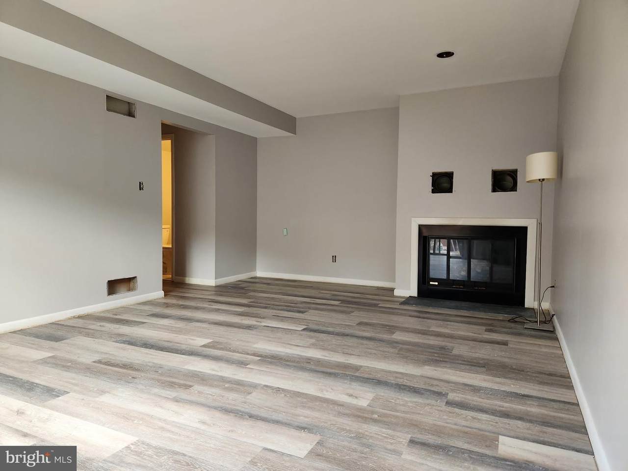 223 Lee Court - Photo 1