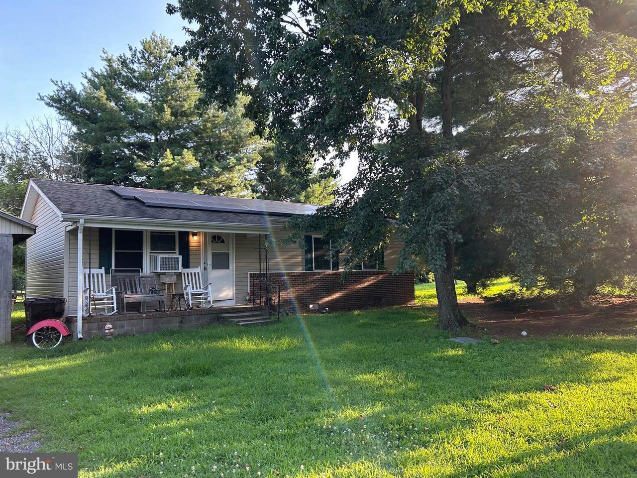 218 Sunset Avenue - Photo 1