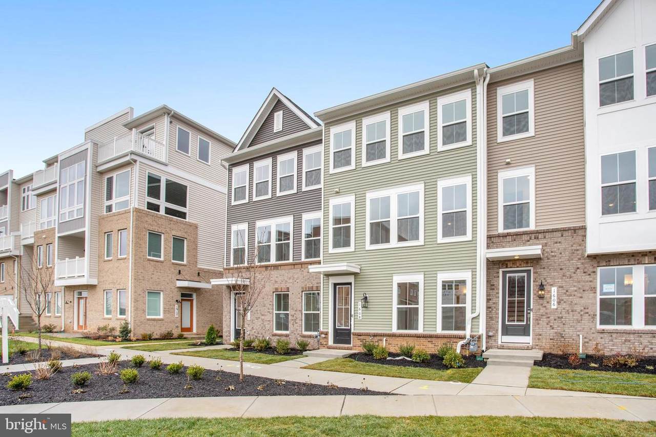 1887 Shookstown Road - Photo 1