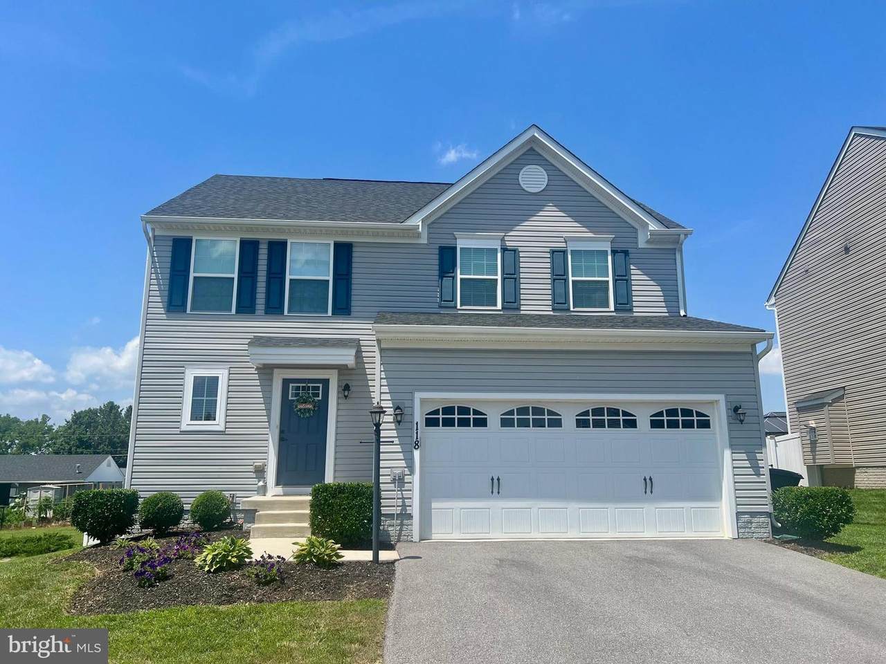118 Wing Way - Photo 1