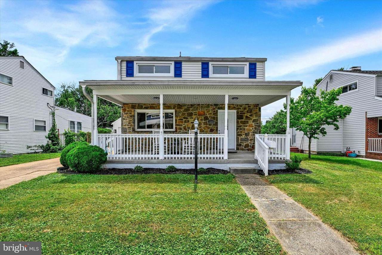 1205 Locust Avenue - Photo 1