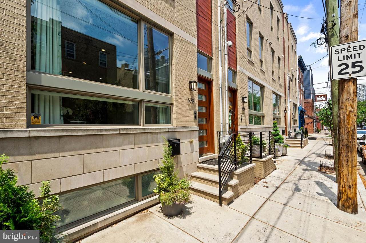 622 7TH Street - Photo 1