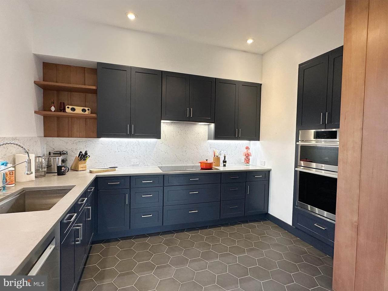 4230 31ST Street - Photo 1