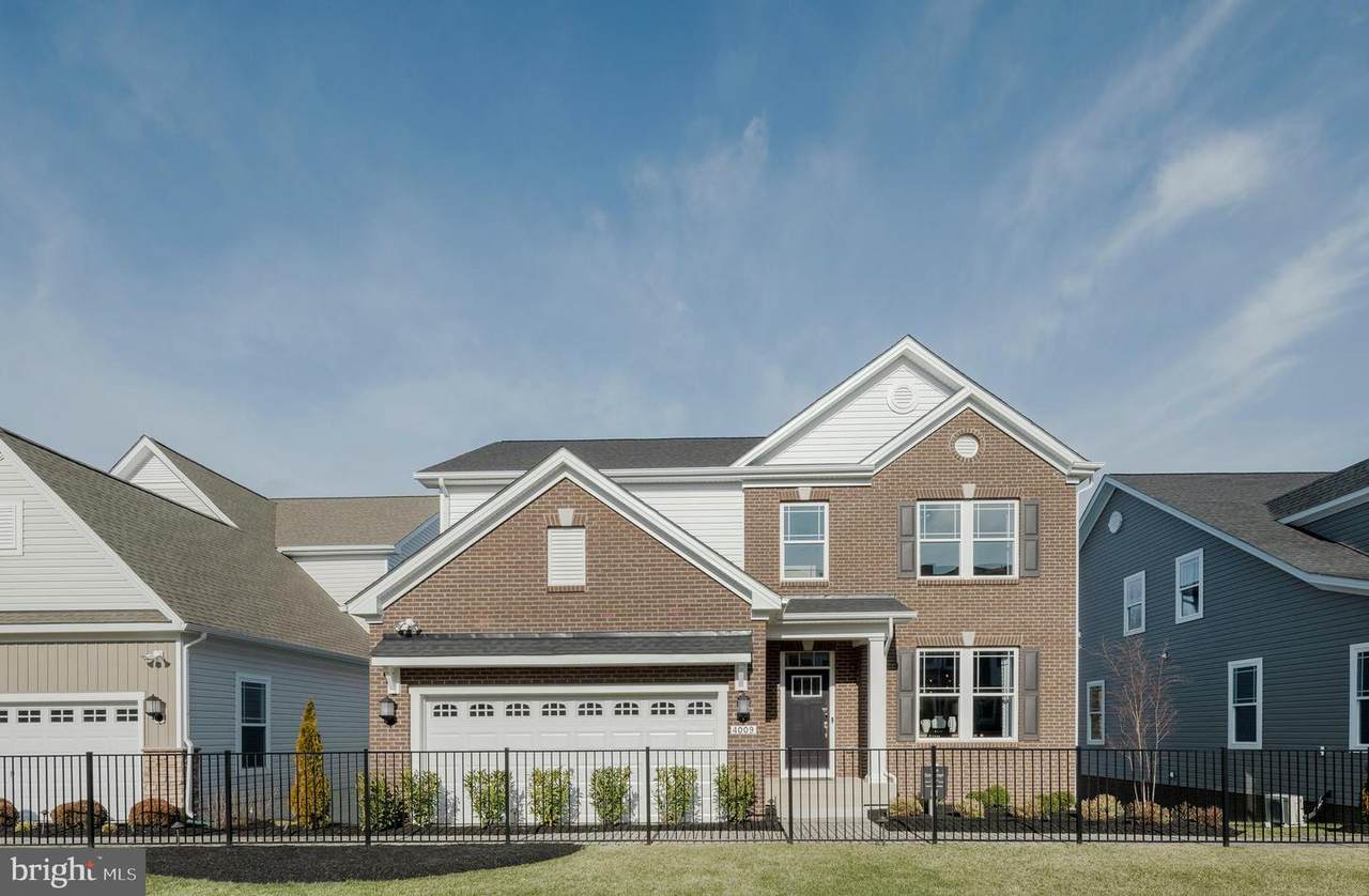 5264 Newport Circle - Photo 1
