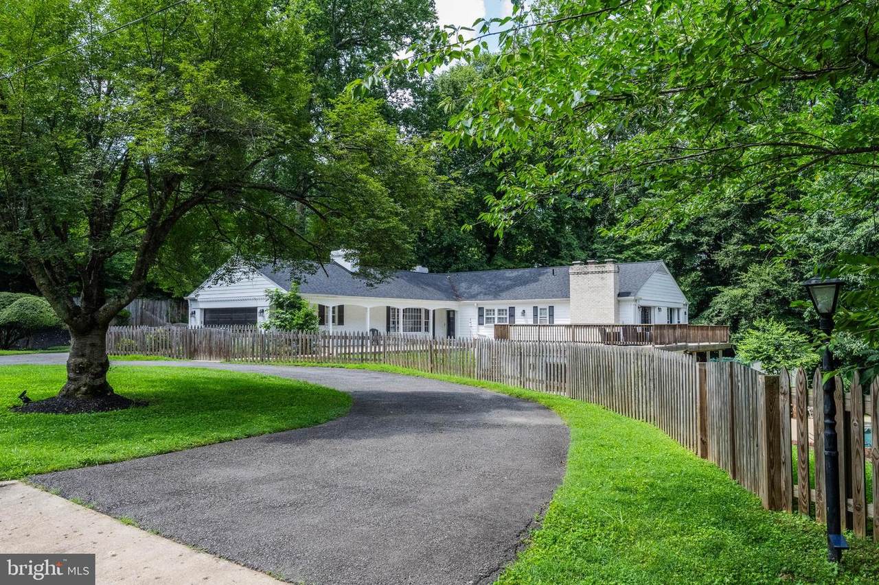 7732 Canal Court - Photo 1