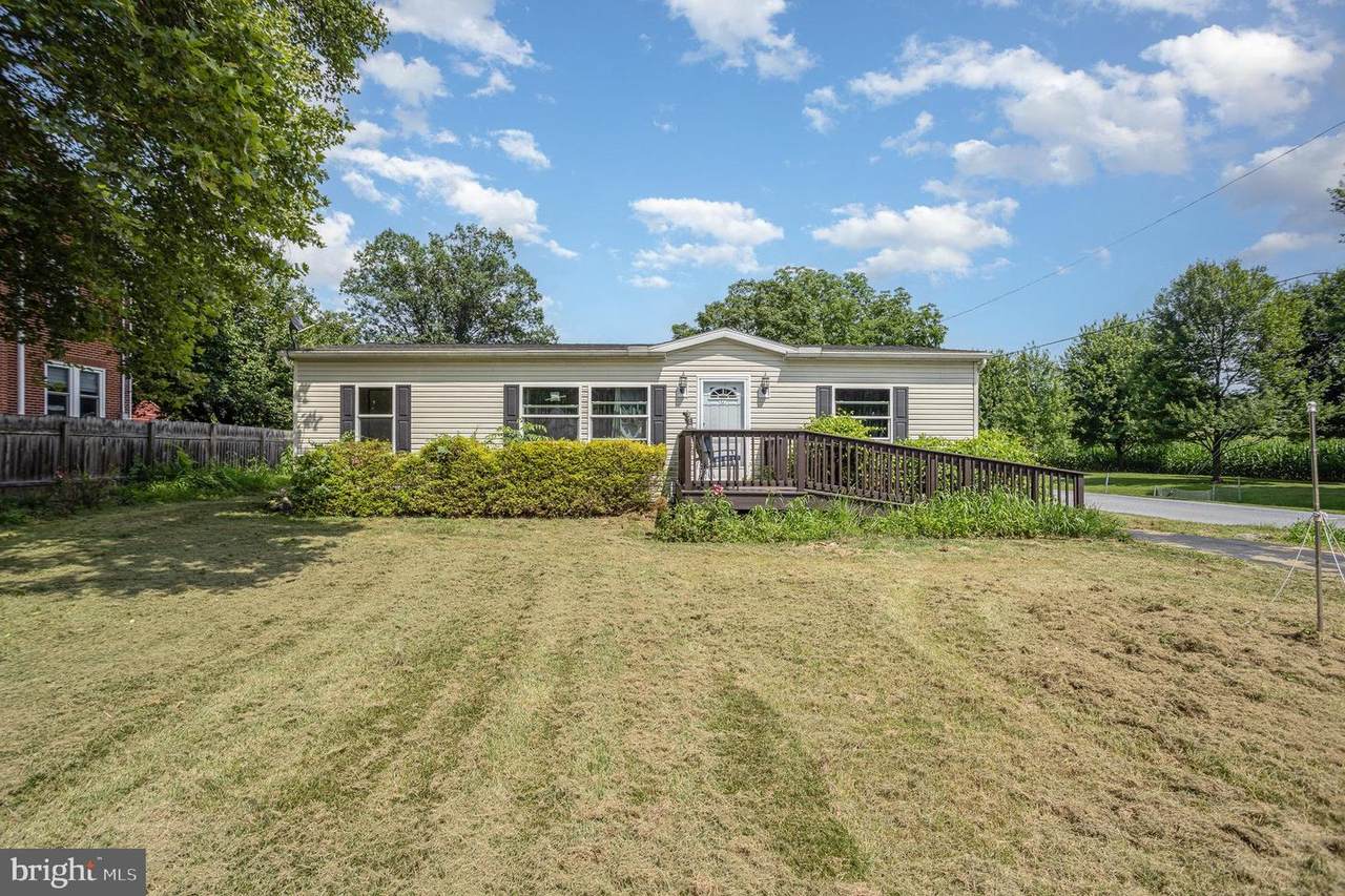 497 Middletown Road - Photo 1