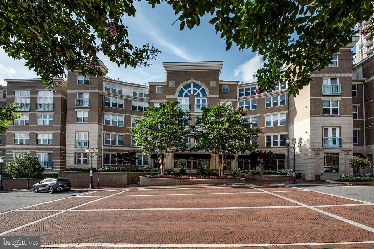 12000 Market Street - Photo 1