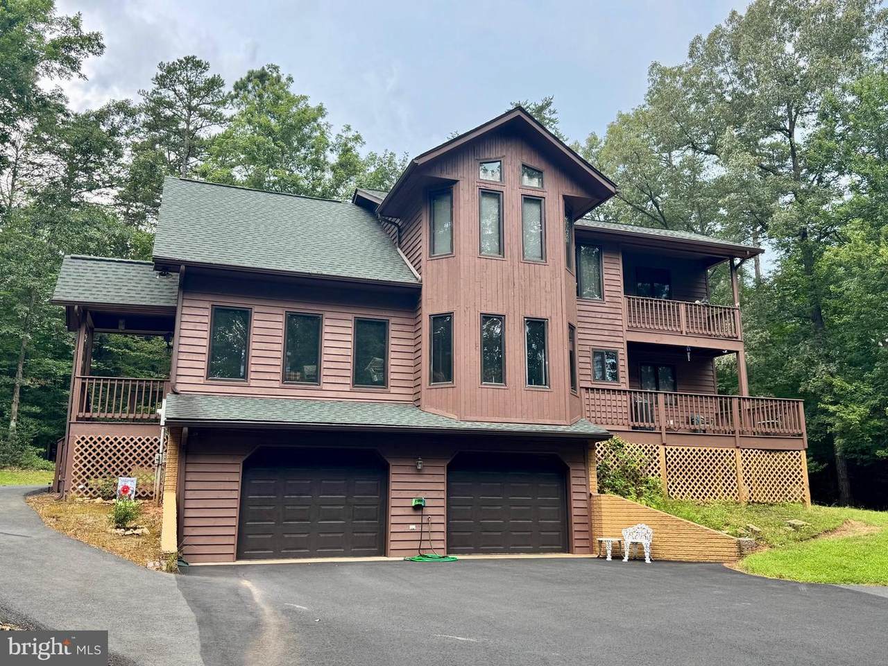 524 Windway Lane - Photo 1