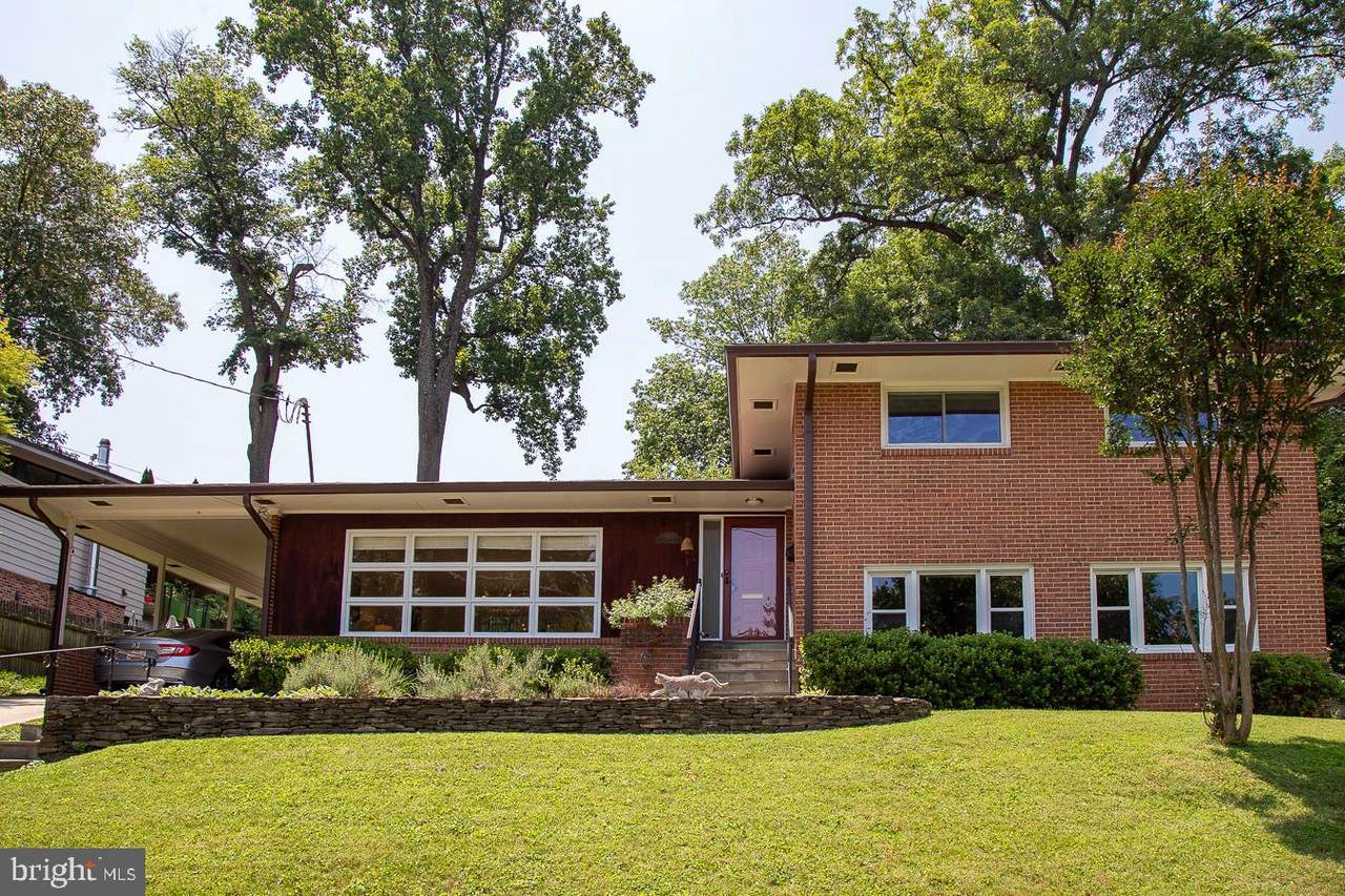 3217 Pauline Drive - Photo 1