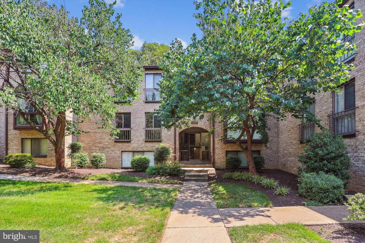 2032 Royal Fern Court - Photo 1