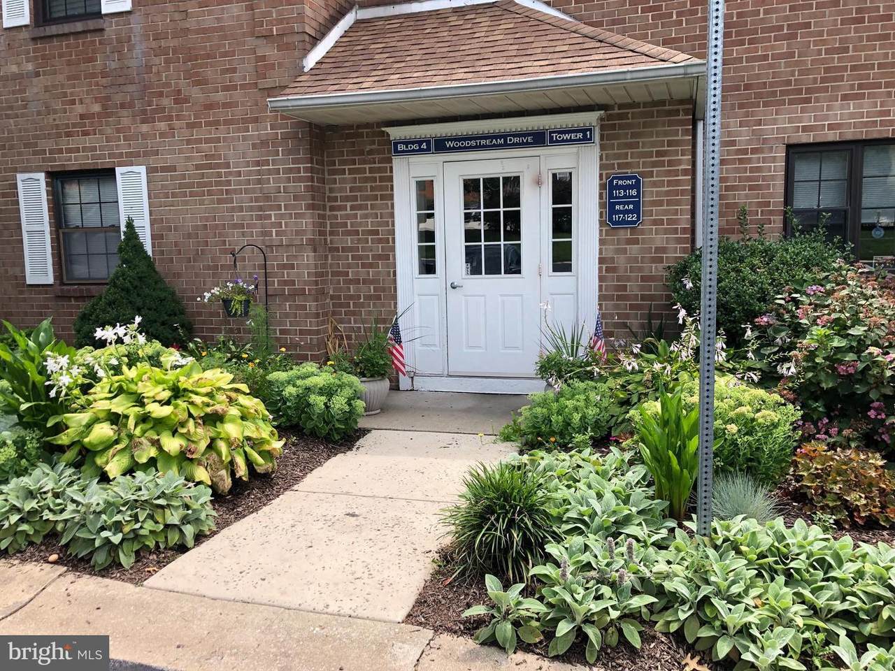 121 Woodstream - Photo 1