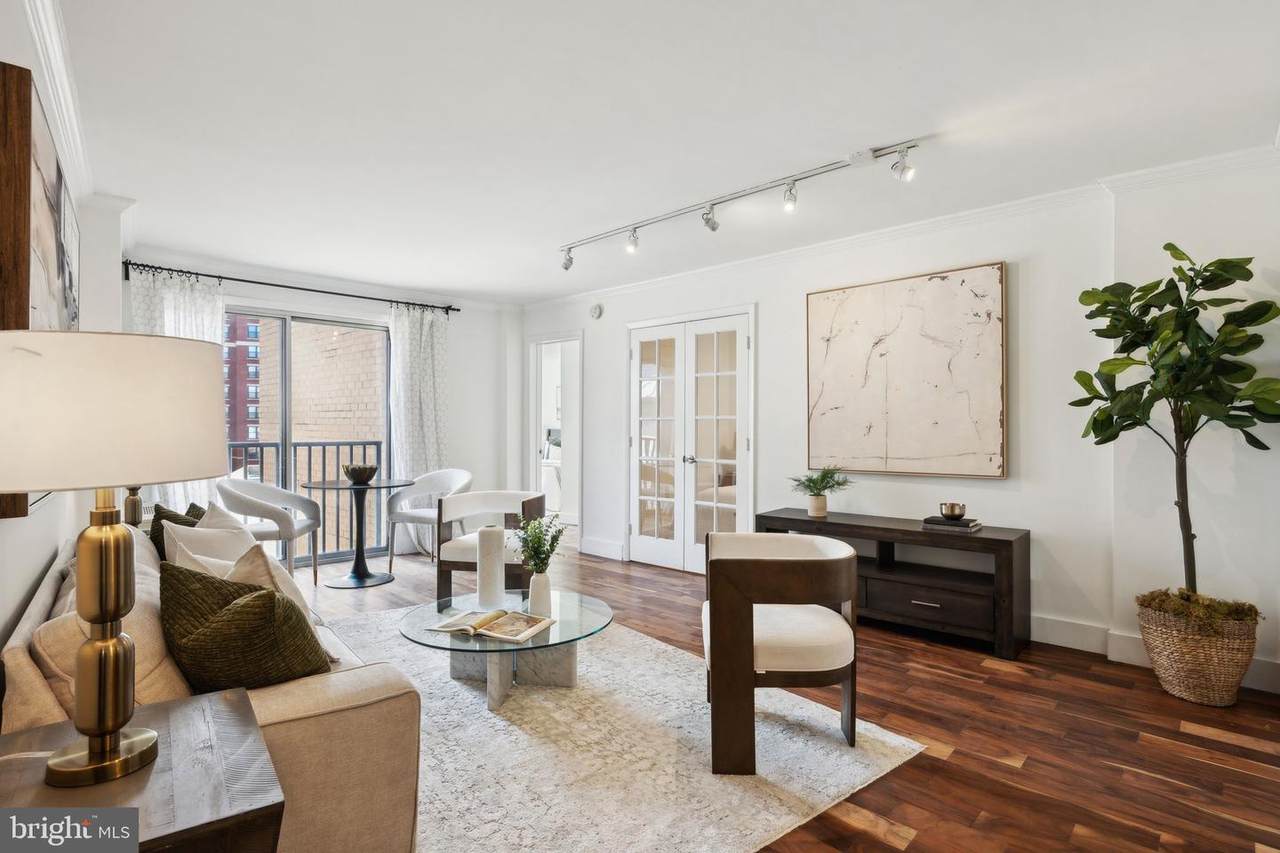 1239 Vermont Avenue - Photo 1