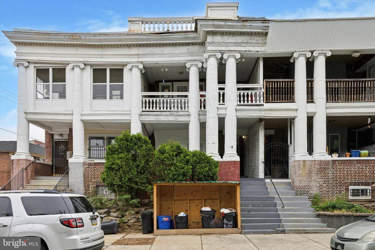 120 46TH Street - Photo 1