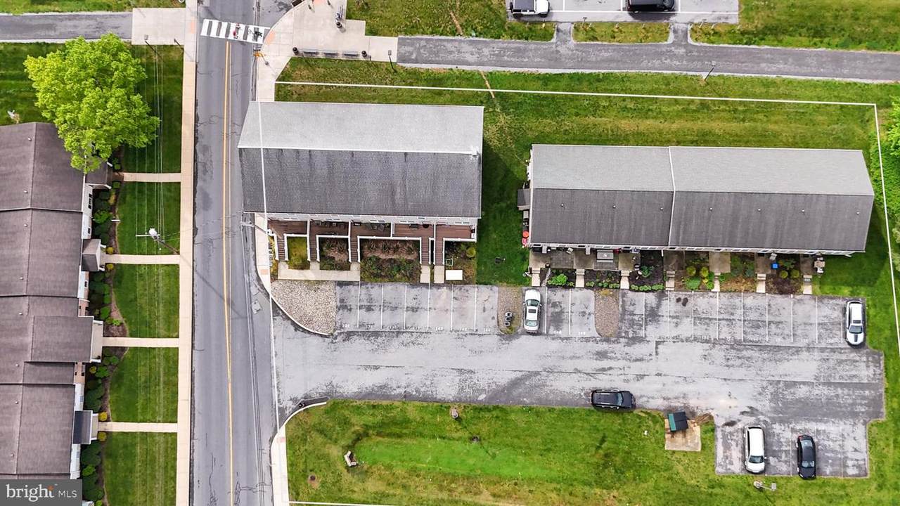 152 Front Street - Photo 1