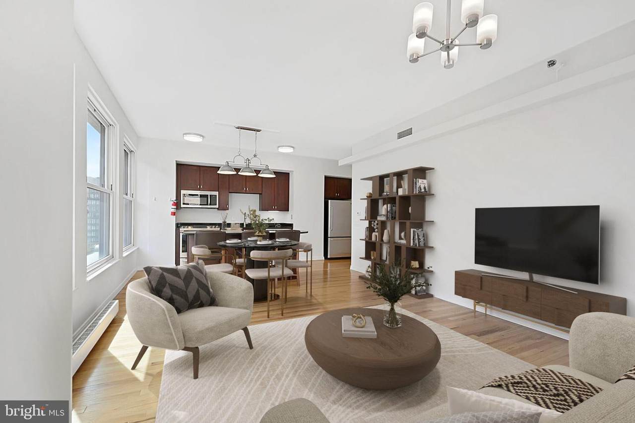 675 E Street - Photo 1