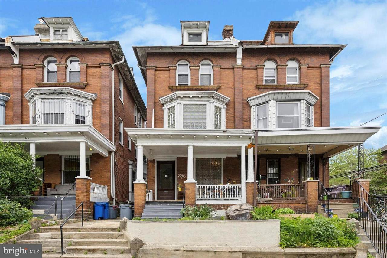 236 45TH Street - Photo 1