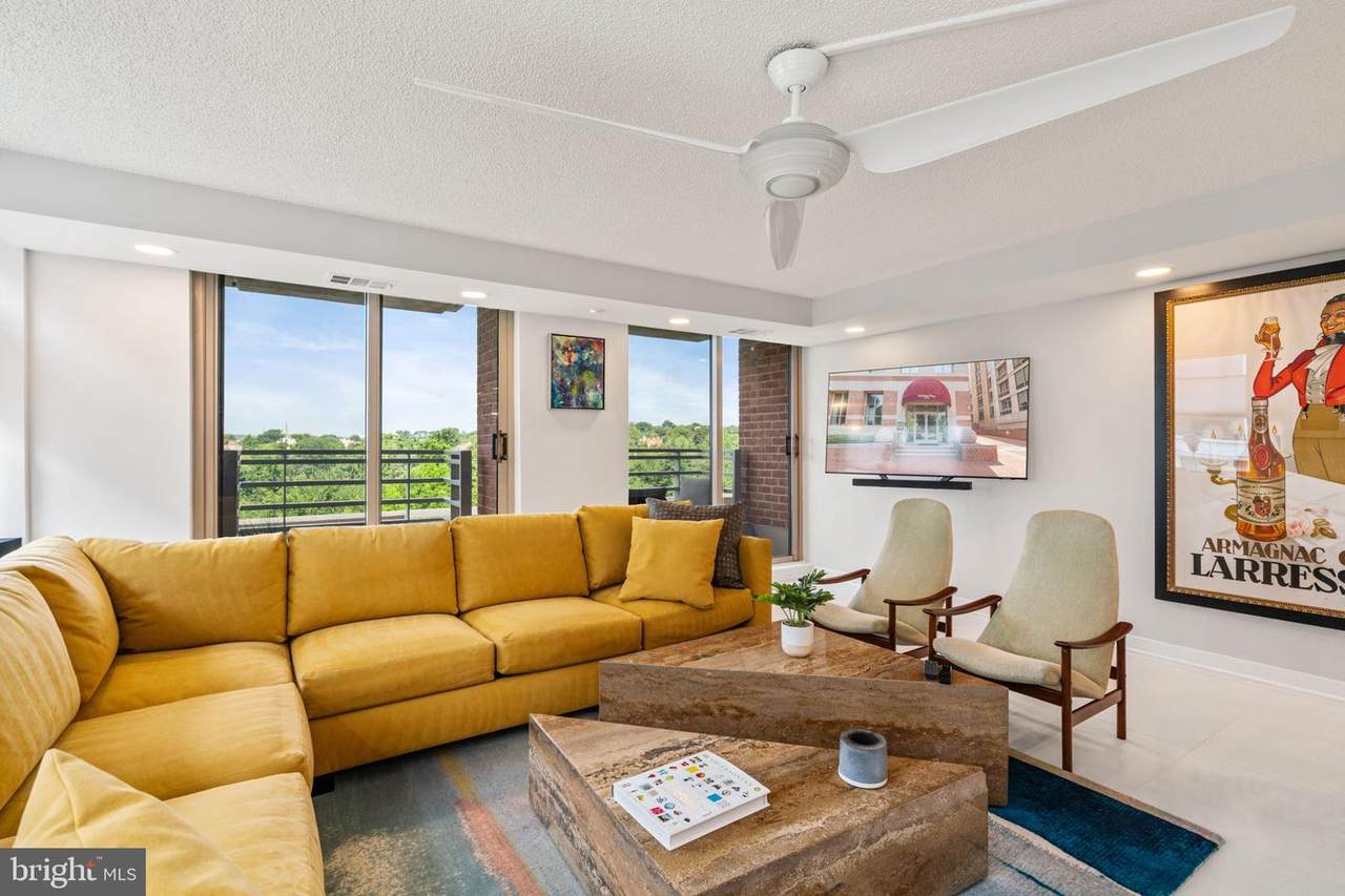 1275 25TH Street - Photo 1