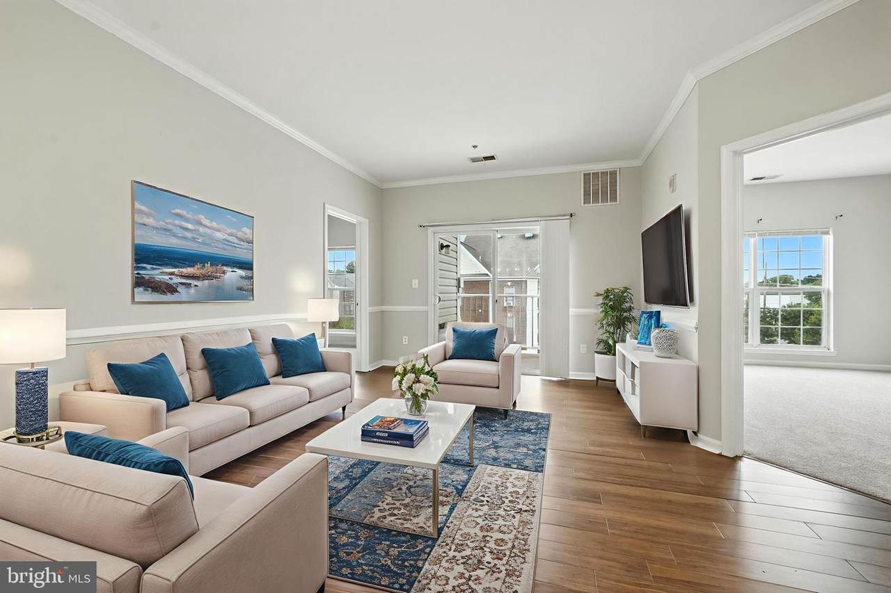 2805 Forest Run Drive - Photo 1