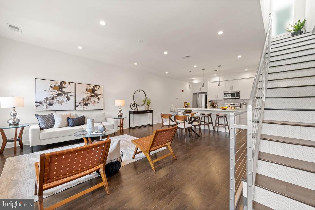 319 Varnum Street - Photo 1