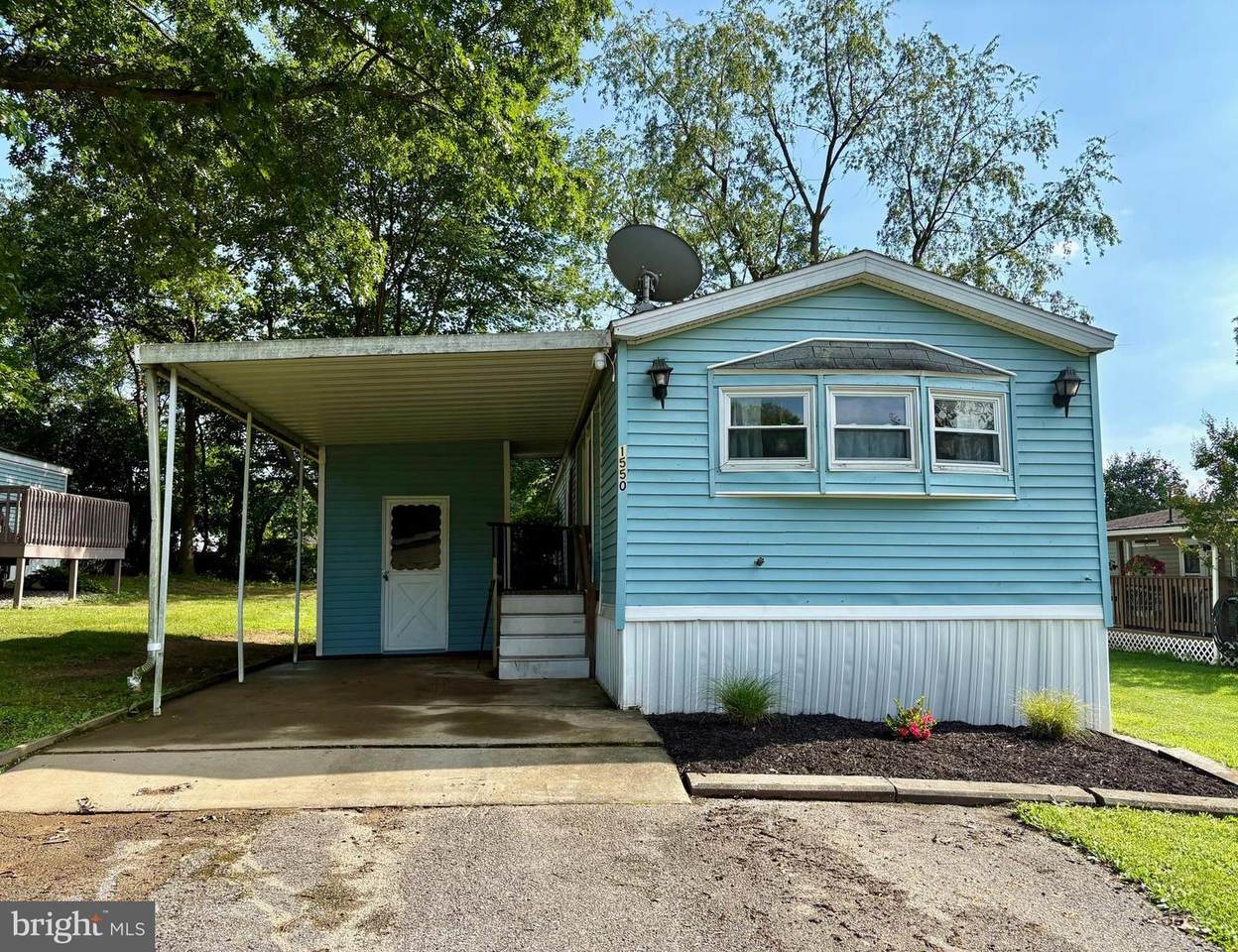 1550 Pin Oak Drive - Photo 1