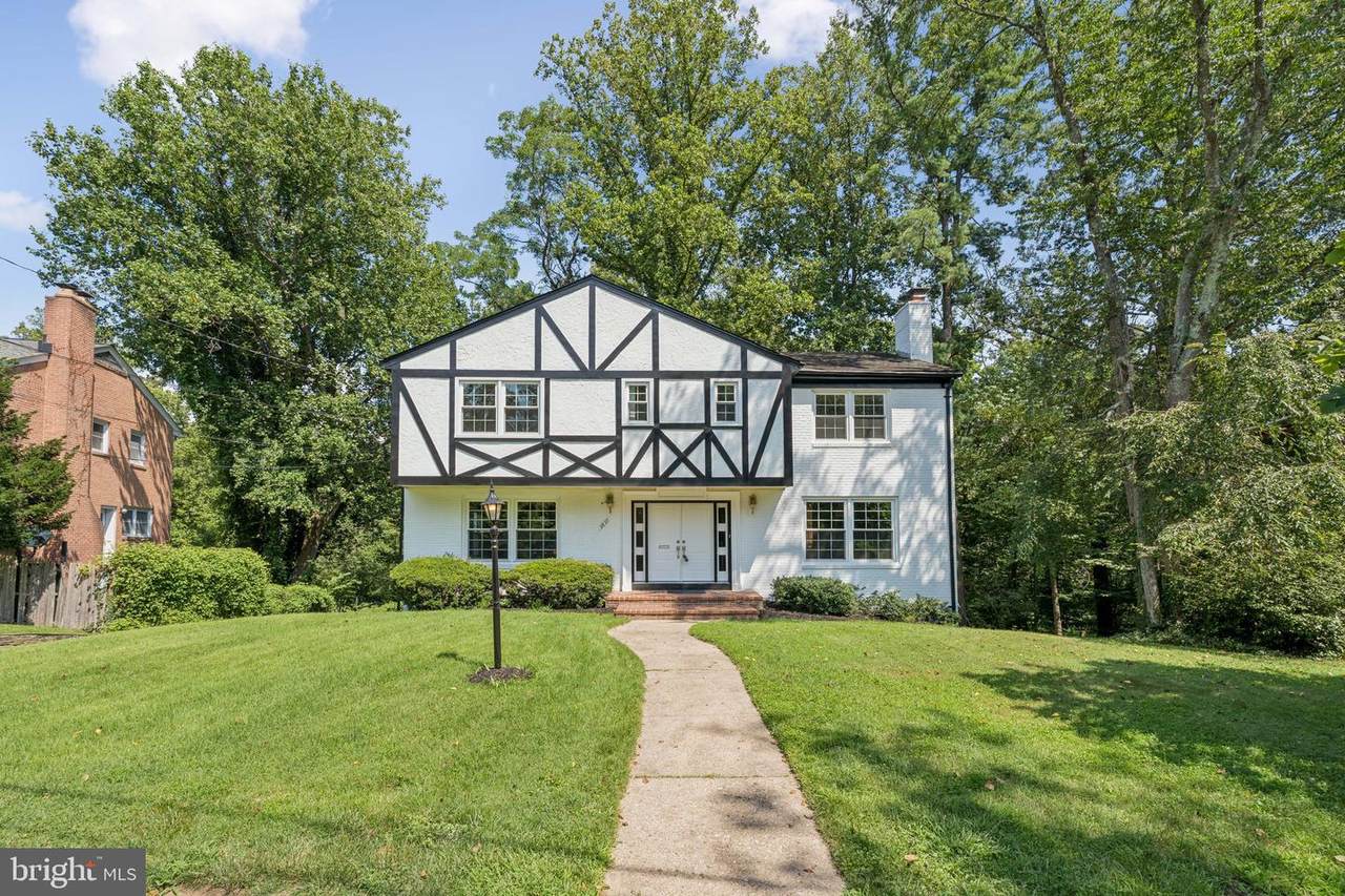 2827 Ellicott Street - Photo 1