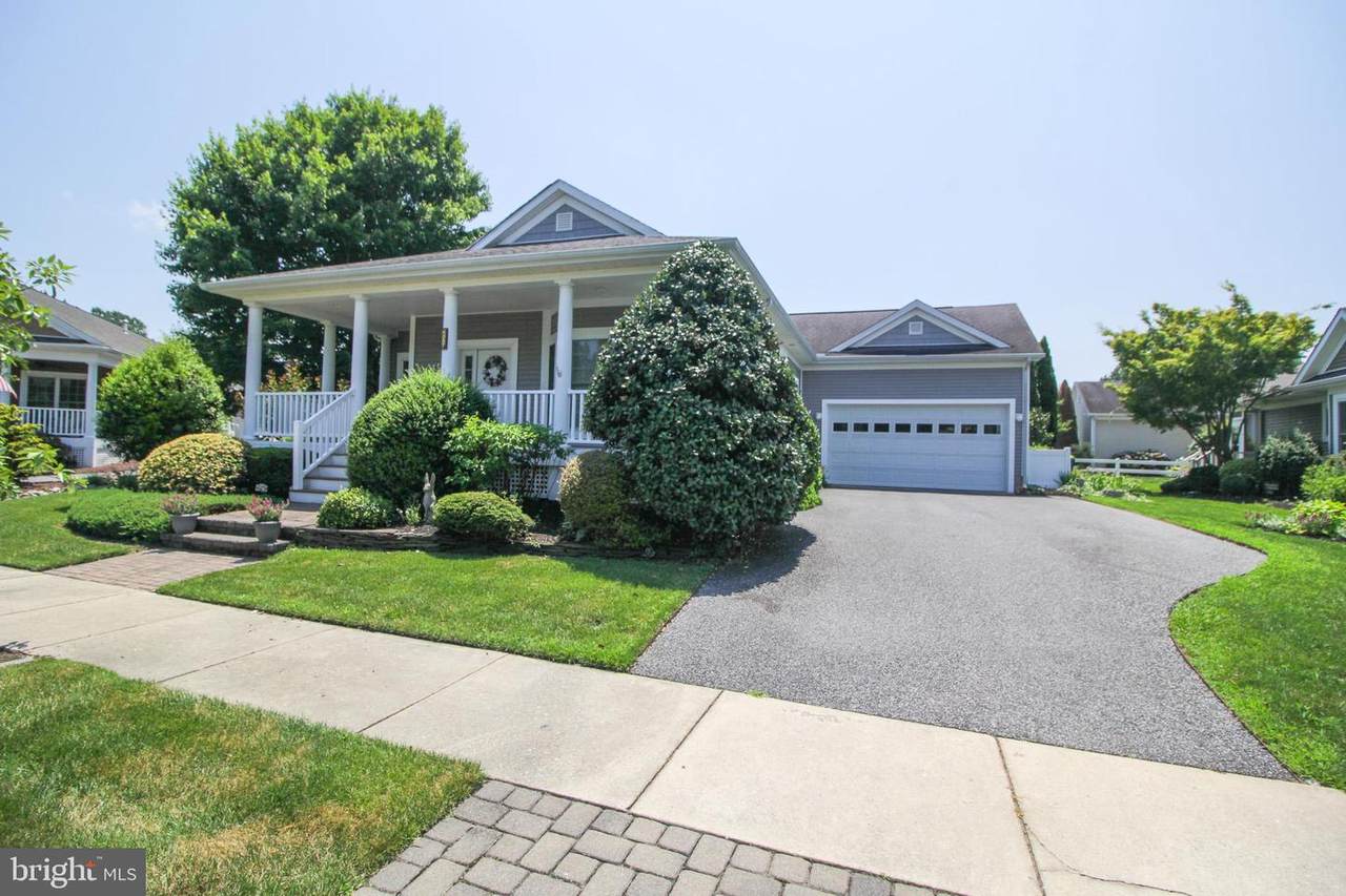 32313 Mulligan Way - Photo 1