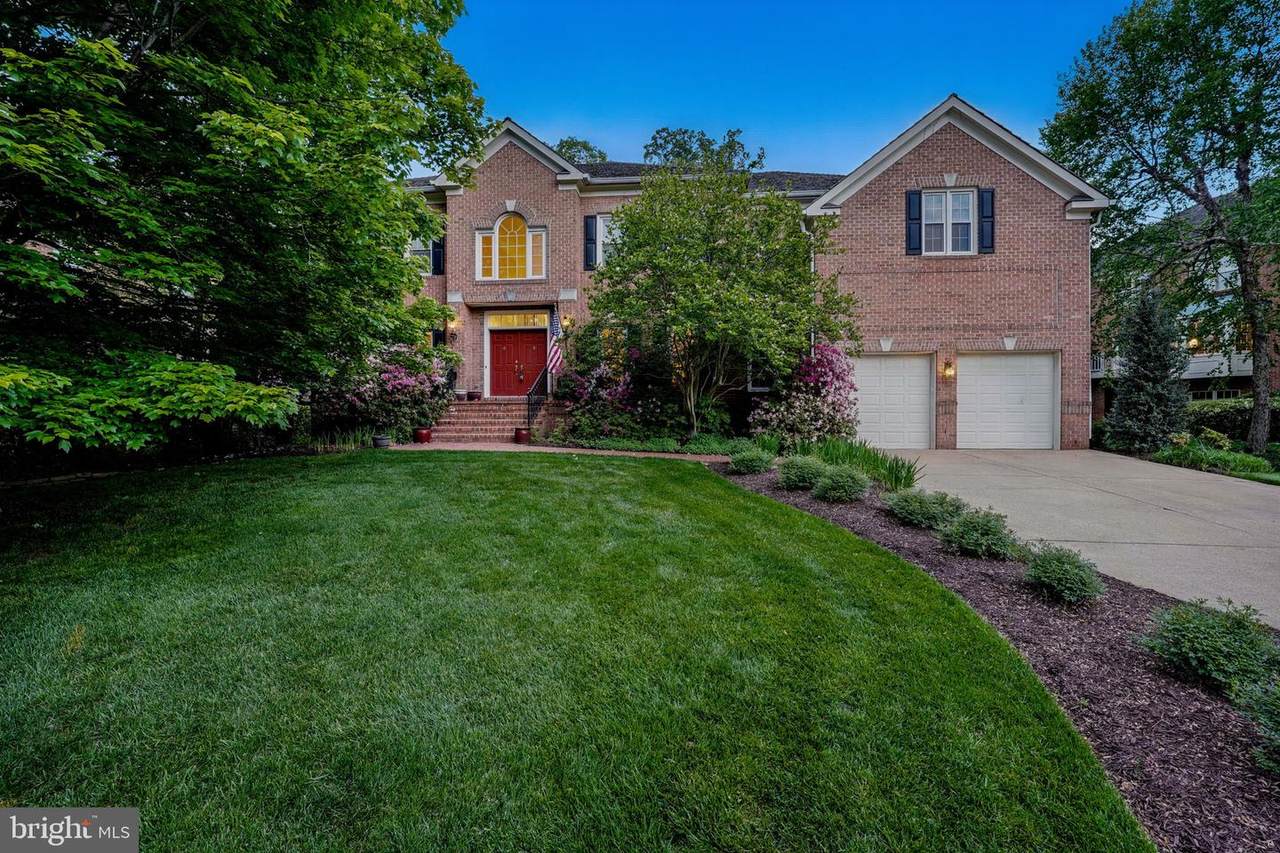 1813 Solitaire Lane - Photo 1