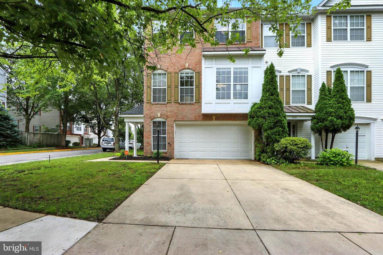 1123 Blue Wing Terrace - Photo 1