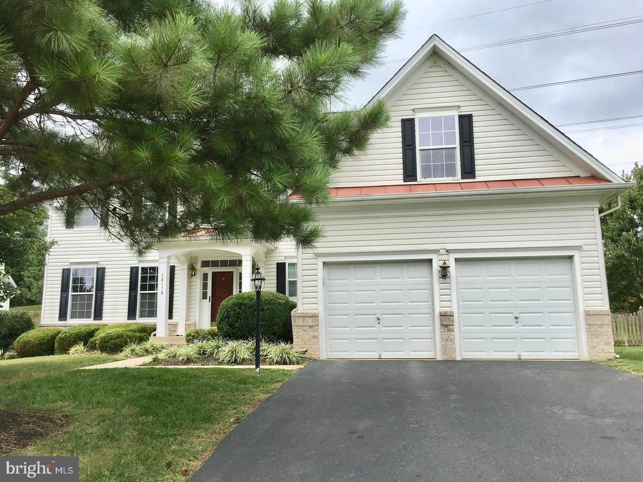 19176 Potomac Crest Drive - Photo 1