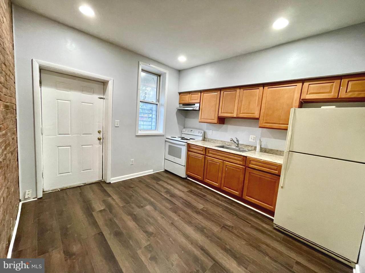 3703 Centre Place - Photo 1