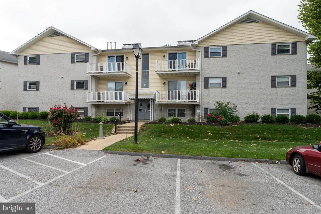 6 Warren Lodge Ct - Photo 1
