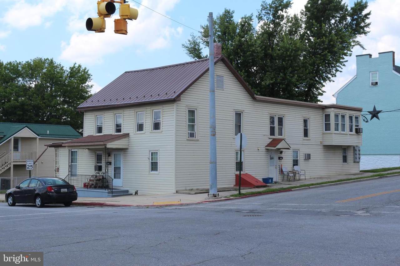 111 Salisbury Street - Photo 1