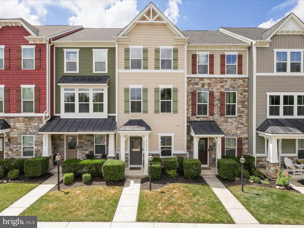 24953 Coats Square - Photo 1