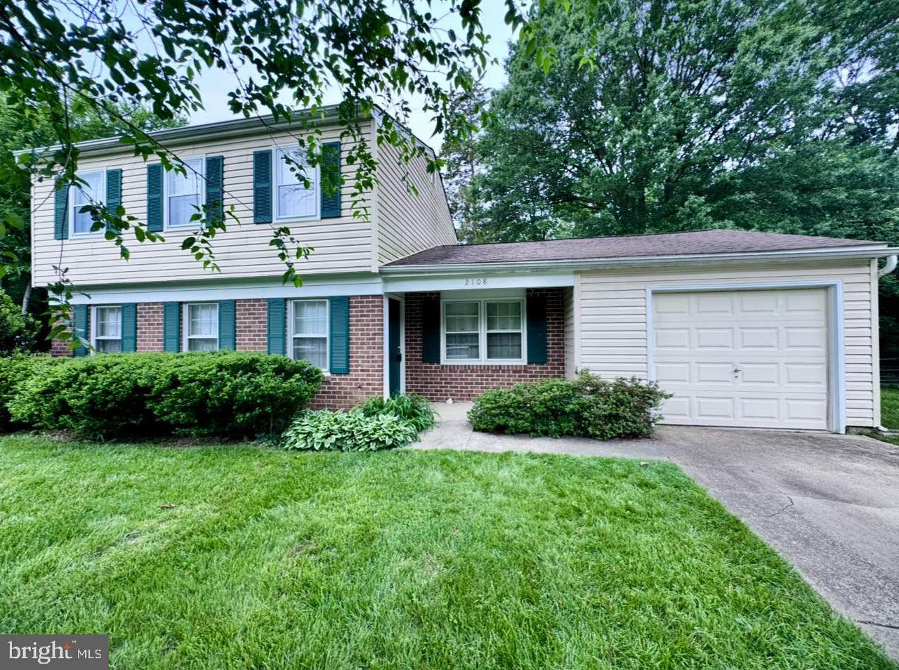 2108 Duchy Court - Photo 1